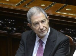 Musumeci “Fuori posto non è l’Etna, ma l’aeroporto di Catania”