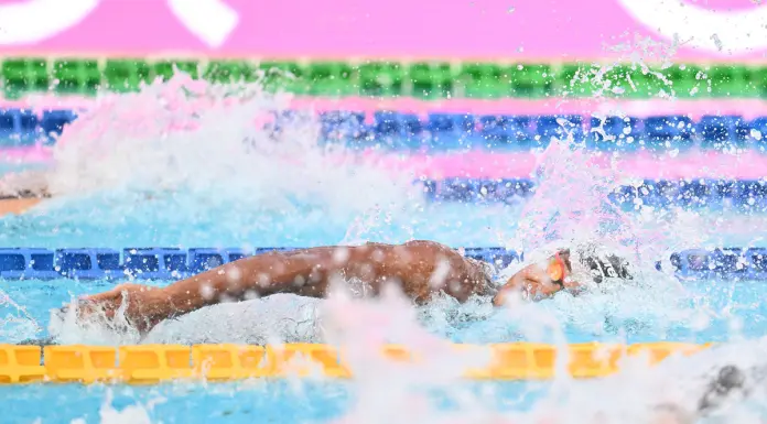 Italia argento nella 4×100 stile libero donne agli Europei di Parigi