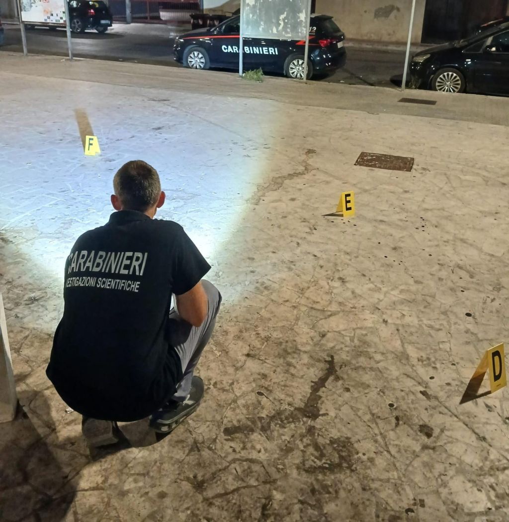 Trani, rissa tra giovani. Diciottenne muore accoltellato Trani, rissa tra giovani. Diciottenne muore accoltellato