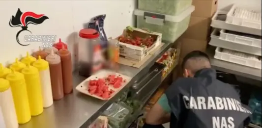 Controlli su corretta somministrazione acque nei bar, accertate 256 violazioni