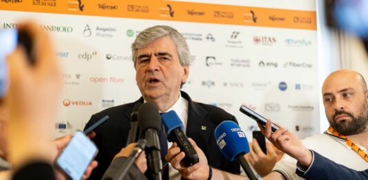Turismo, presenze in aumento, +8,3% stranieri. Mazzi “Estate italiana da record”