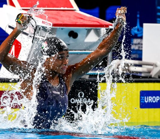 Sara Curtis nuota nella storia, oro europeo e nuovo record mondiale nei 50 dorso