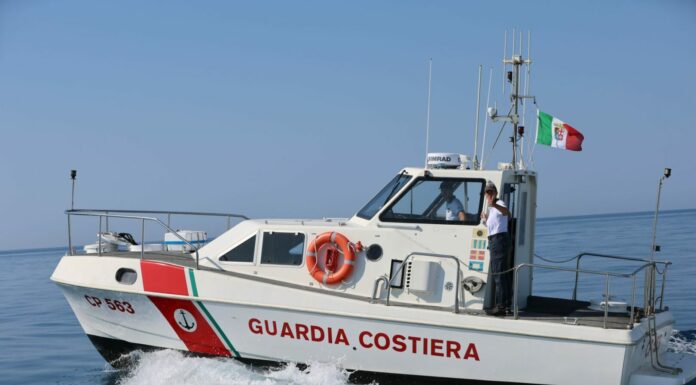 Undici cadaveri in mare segnalati al largo coste libiche