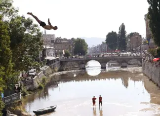 Bosnia, Sarajevo batte il record di turisti con un’estate di musica e cultura