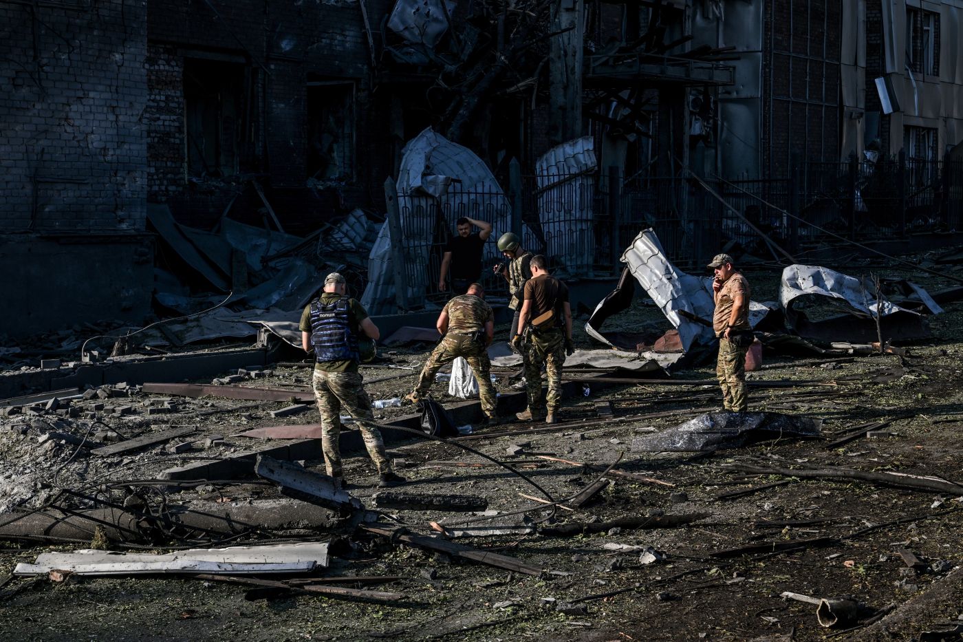 Notte di attacchi incrociati tra Mosca e Ucraina, morti e feriti A Zaporizhzhia