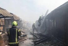 Attacco russo su Kiev con almeno 12 morti, colpito ospedale psichiatrico