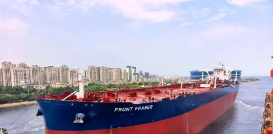 Cina, realizzata una superpetroliera da 300.000 tonnellate