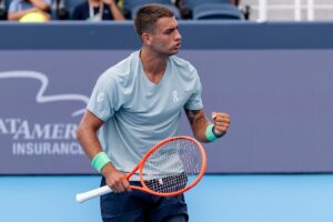 Cobolli in semifinale a Cincinnati, Paul battuto in rimonta