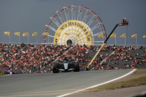 Russell in pole nella Sprint d’Olanda davanti a Norris e Leclerc
