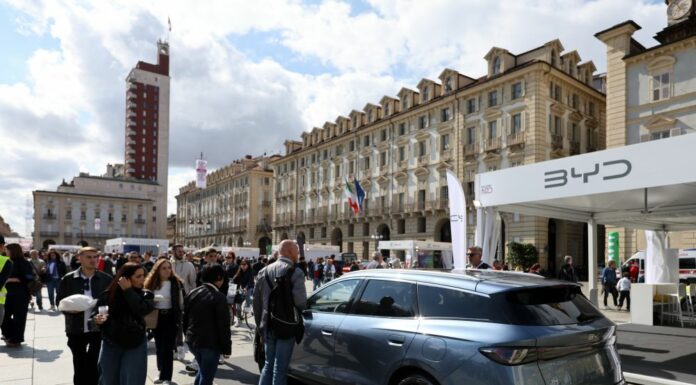 Veicoli cinesi a nuova energia guadagnano terreno in Italia