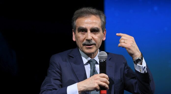 “Financial Times”, la doppia Ops di MPS “idea bizzarra con premi magri”