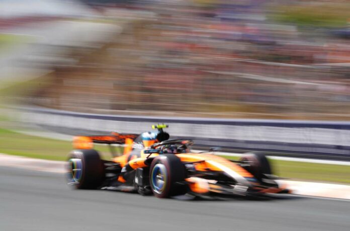 Dutch Grand Prix - Race Day - Mascot Circuit Zandvoort
