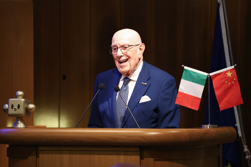 Cina, imprenditore italiano “Opportunità di cooperazione da iniziative globali”