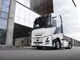 Volvo lancia un camion in edizione speciale per celebrare il suo centenario