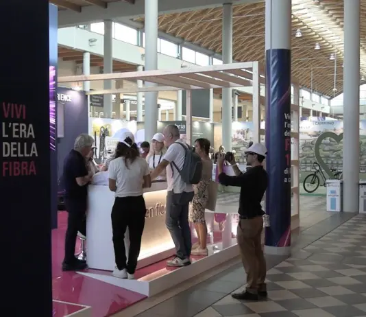 Dal lavoro alla domotica, Open Fiber racconta la fibra ottica al Meeting di Rimini