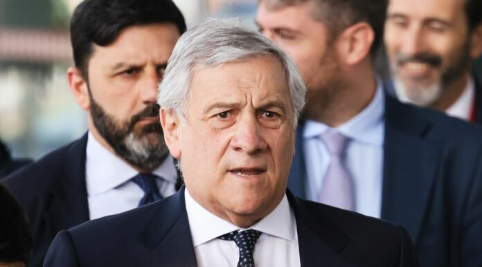 Manovra, Tajani “Contrario a extraprofitti, parola che sa di Unione Sovietica”
