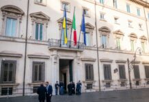 Governo proroga sconto accise e approva decreto per continuità impianti ex Ilva