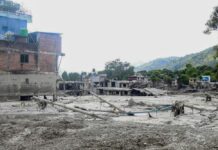 Nepal, sale a 389 il bilancio delle vittime