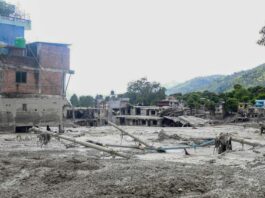 Nepal, sale a 389 il bilancio delle vittime