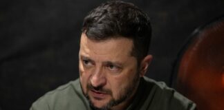 Zelensky “Bloccare componenti di produzione estera per missili russi”