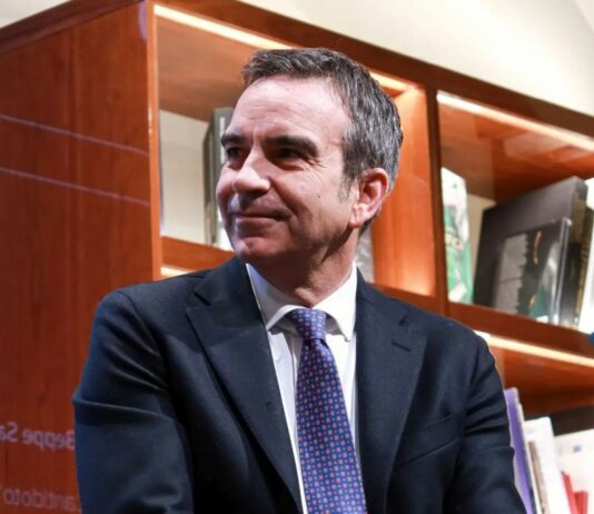 Occhiuto “Un errore rincorrere Vannacci, la risorsa del Centrodestra è Meloni”