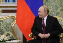 Ucraina, per Putin sforzi “nella direzione” di una soluzione pacifica