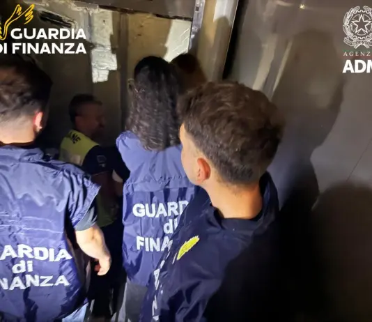 Livorno, sequestrati 65kg di cocaina in un container proveniente dal Sudamerica