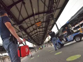 A Ferragosto giro di vite della Polizia in stazione a Bologna: oltre 1500 controlli, un arresto e sette denunce