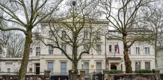 La Russia ritira l’ambasciatore da Londra, ma smentisce il declassamento dei rapporti