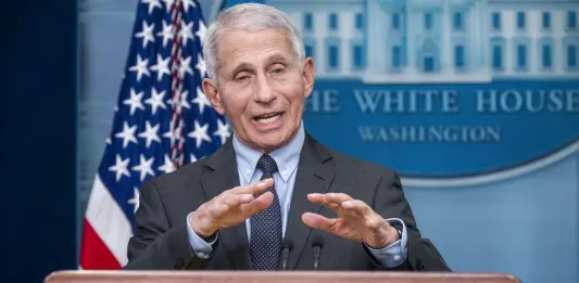 Il Senato Usa dichiara Anthony Fauci colpevole di oltraggio al Congresso, rischia un’indagine penale