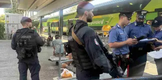 Maxi operazione dei Carabinieri sul litorale di Anzio, tre arresti e sequestro di armi e droga