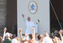 Papa Leone XIV ai giovani ad Assisi “Il coraggio di compiere scelte è l’atto più rivoluzionario”