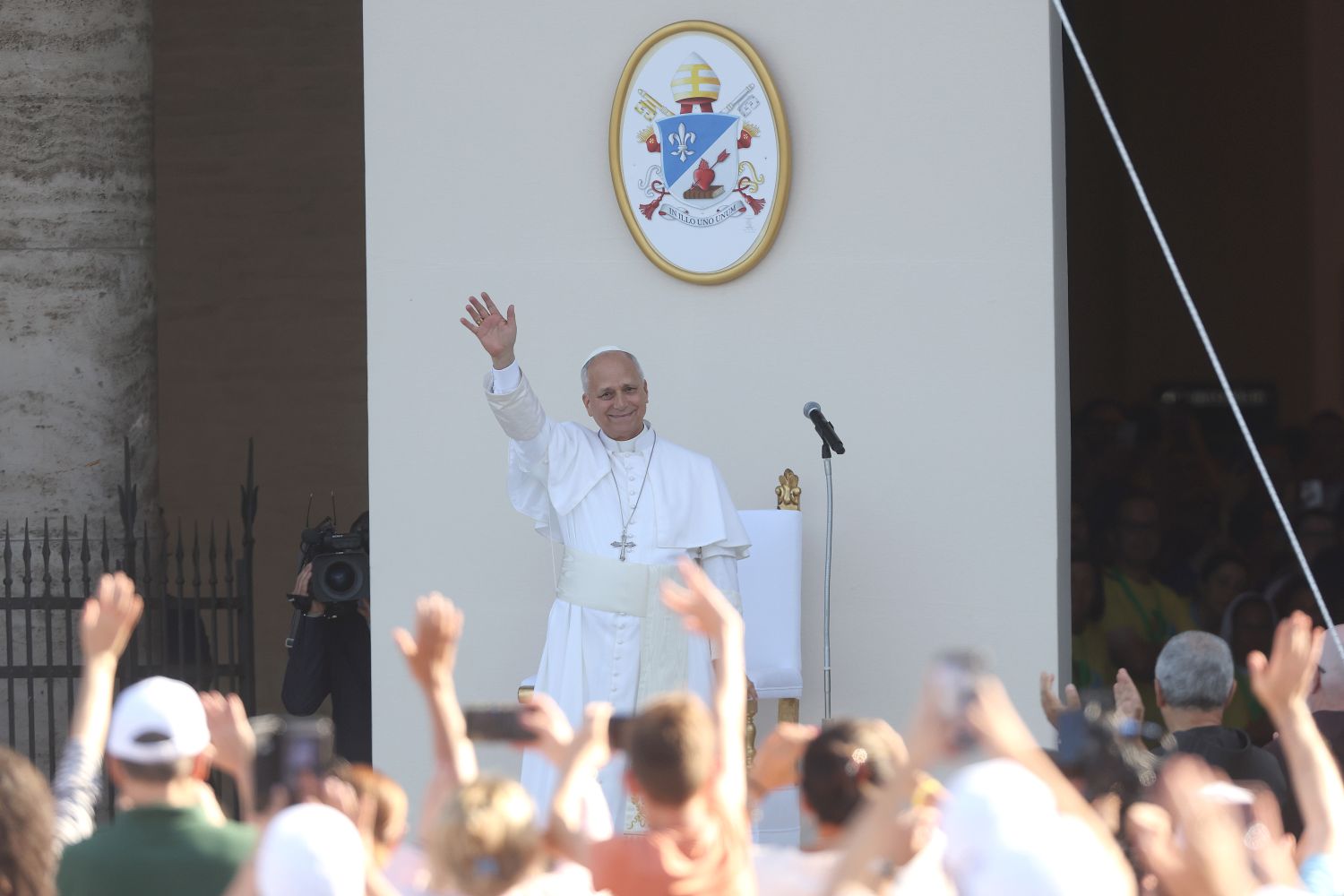 Papa Leone XIV ai giovani ad Assisi “Il coraggio di compiere scelte è l’atto più rivoluzionario” Papa Leone XIV ai giovani ad Assisi “Il coraggio di compiere scelte è l’atto più rivoluzionario”