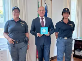 Grecia, l’Ambasciatore Cuculi ringrazia le agenti della Polizia di Stato impegnate ad Atene