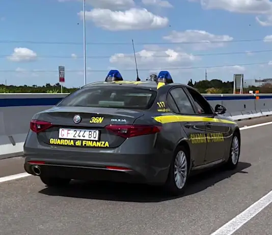 Fermato al casello di Catania-San Gregorio con 2,1 kg di cocaina, arrestato un 68enne