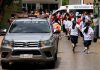 Sparatoria in una scuola vicino Bangkok, diversi morti e feriti