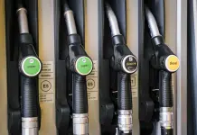 Caro carburanti, il Cdm approva un nuovo taglio delle accise sul gasolio fino al 25 agosto