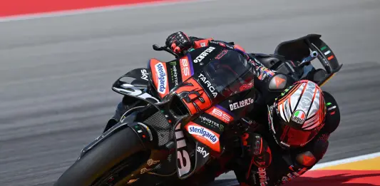 MotoGp, Bezzecchi in pole ad Aragon davanti a Marc e Alex Marquez
