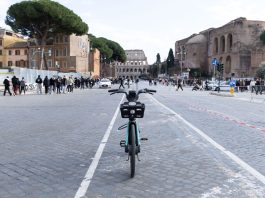 Dall’Antitrust multa da 2,67 milioni agli operatori di monopattini ed e-bike sharing a Roma