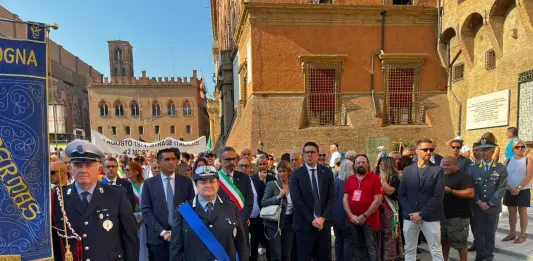 Strage di Bologna, il ricordo delle 85 vittime tra memoria e richiesta della verità / Video