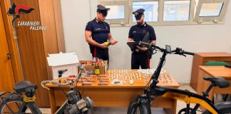 Blitz dei Carabinieri tra Tommaso Natale e Zen a Palermo, sequestrate armi e droga