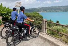 Sicurezza e tutela dell’ambiente, i Carabinieri in e-bike a Castel Gandolfo