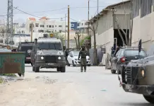 Evacuati cinque attivisti italiani in Cisgiordania. Media palestinesi “Espulsi con la forza dall’esercito israeliano”