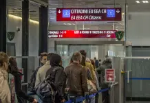 Madrid “L’Italia rimuova i controlli alle frontiere entro domenica o adotteremo misure proporzionate”. Palazzo Chigi “Non accettiamo ultimatum, stop a Schengen resta”