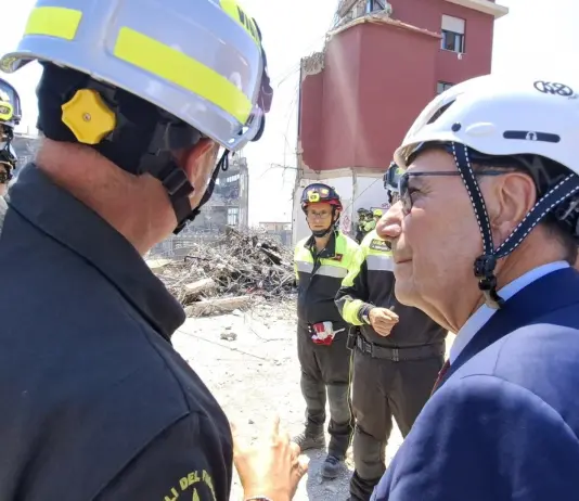 Recuperati i corpi di due vittime a Messina, si cercano i dispersi. Schifani sul luogo del crollo della palazzina: “Regione vicina alle famiglie”