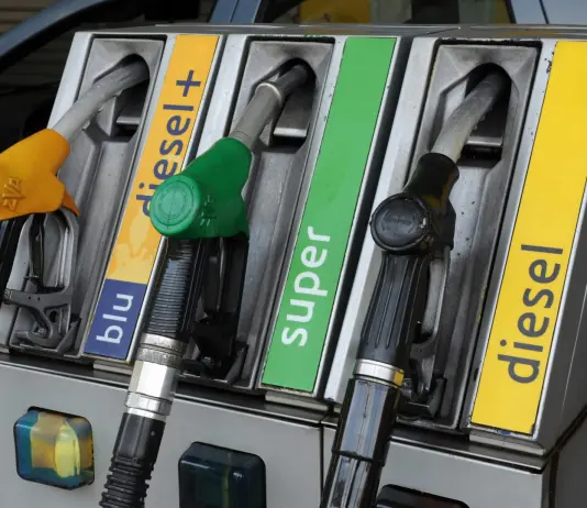 Caro carburanti, il Cdm proroga il taglio delle accise sul gasolio fino al 5 settembre