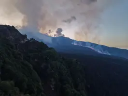 Etna, nuova bocca eruttiva a circa 3100 metri. All’aeroporto di Catania ripristinate tutte le attività di volo
