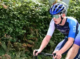 Tragedia al Giro del Portogallo, morto il corridore britannico Finlay Tarling