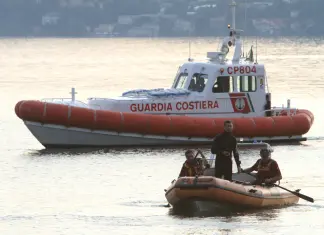 Sicurezza sulle acque, Guardia Costiera e Navigazione Laghi rafforzano i messaggi di prudenza per turisti