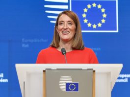 Metsola “L’Europa non sarà una semplice spettatrice nella corsa globale all’intelligenza artificiale”